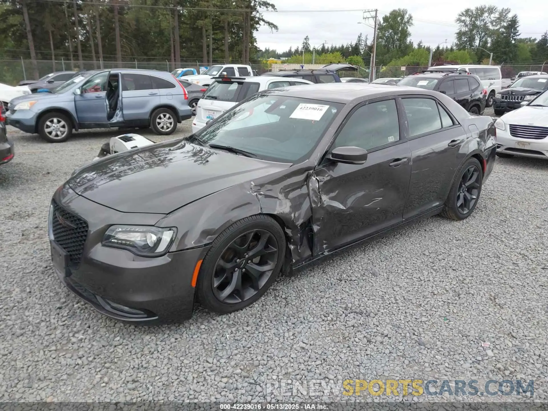 2 Фотография поврежденного автомобиля 2C3CCABG1PH561239 CHRYSLER 300 2023