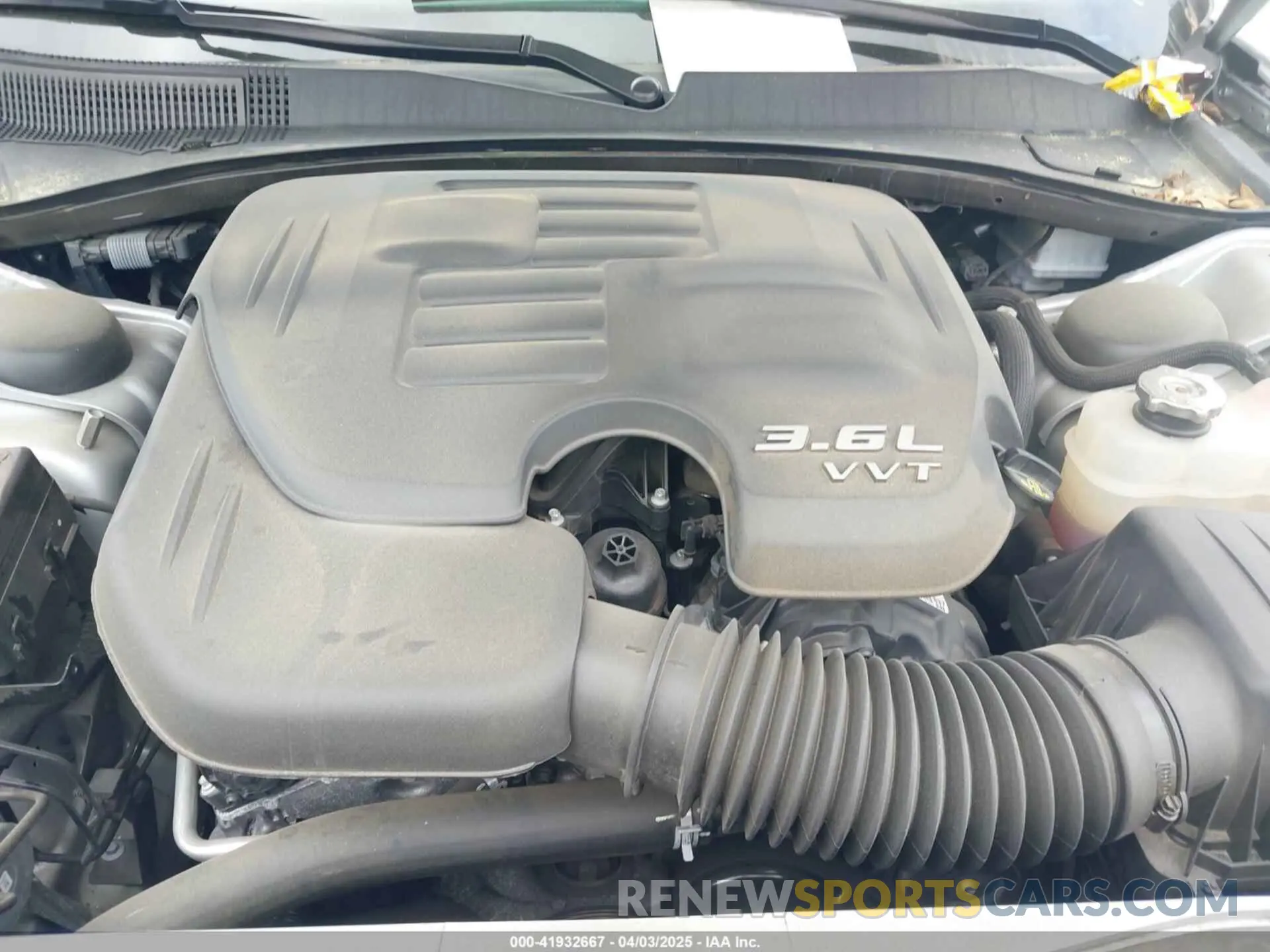 10 Фотография поврежденного автомобиля 2C3CCABG1PH565453 CHRYSLER 300 2023