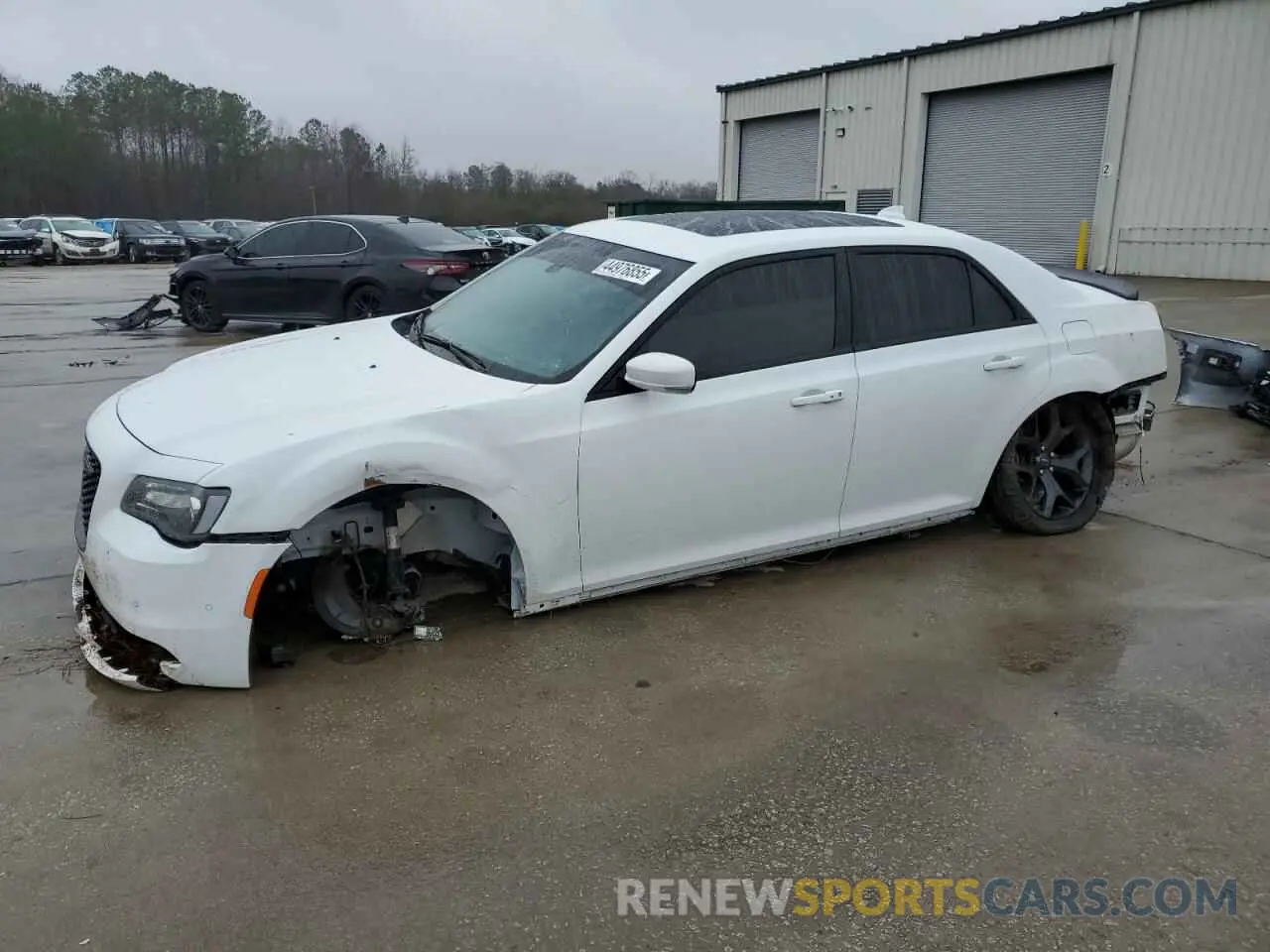 1 Фотография поврежденного автомобиля 2C3CCABG2PH599854 CHRYSLER 300 2023