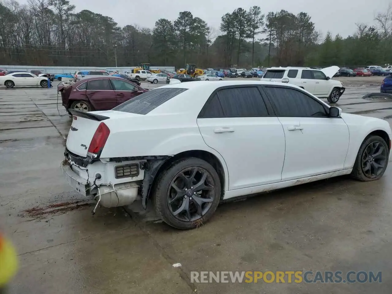 3 Фотография поврежденного автомобиля 2C3CCABG2PH599854 CHRYSLER 300 2023