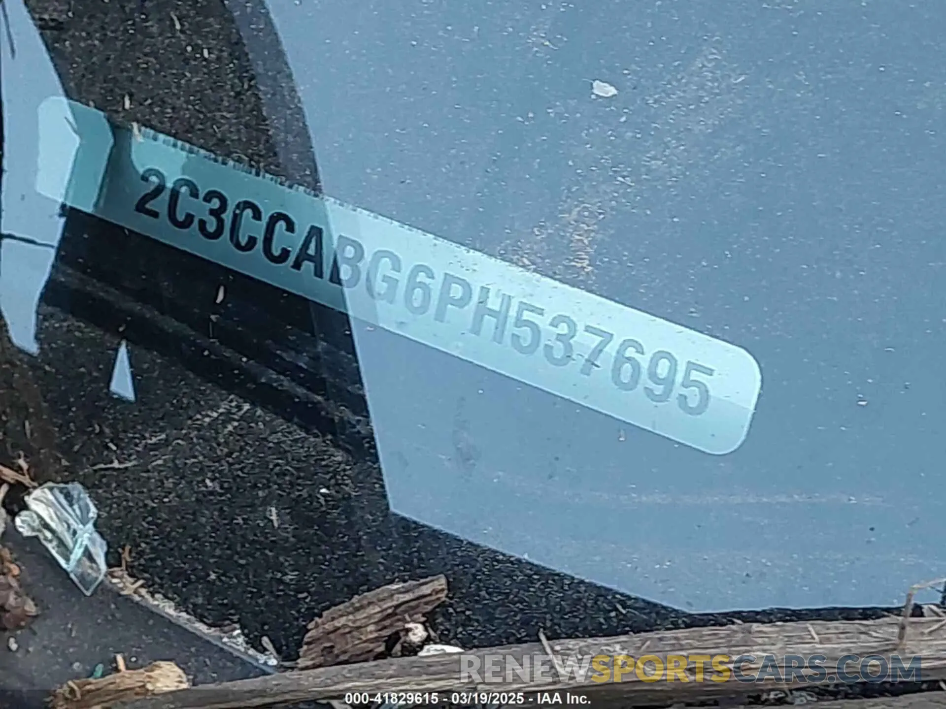9 Photograph of a damaged car 2C3CCABG6PH537695 CHRYSLER 300 2023