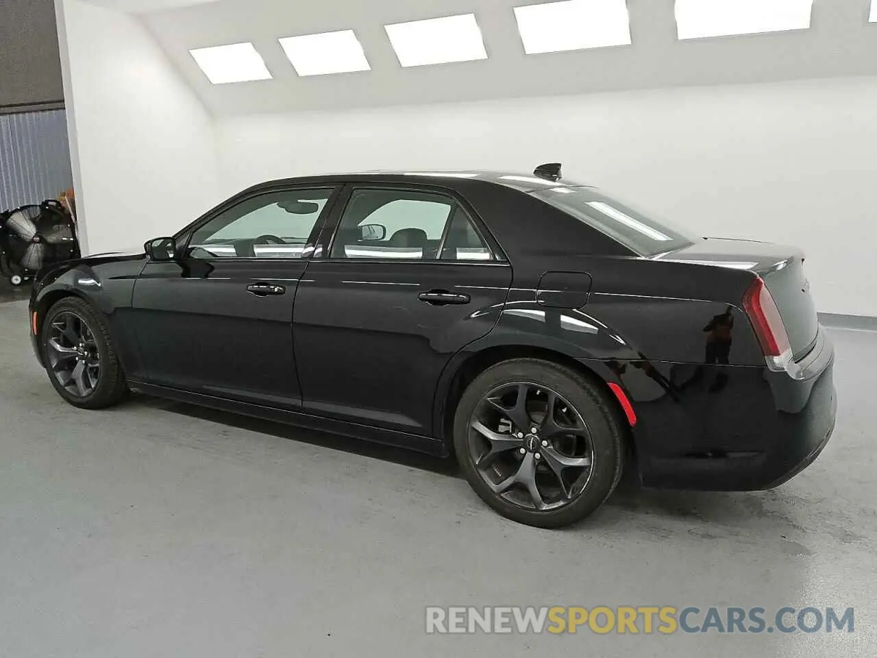 2 Photograph of a damaged car 2C3CCABG8PH633263 CHRYSLER 300 2023