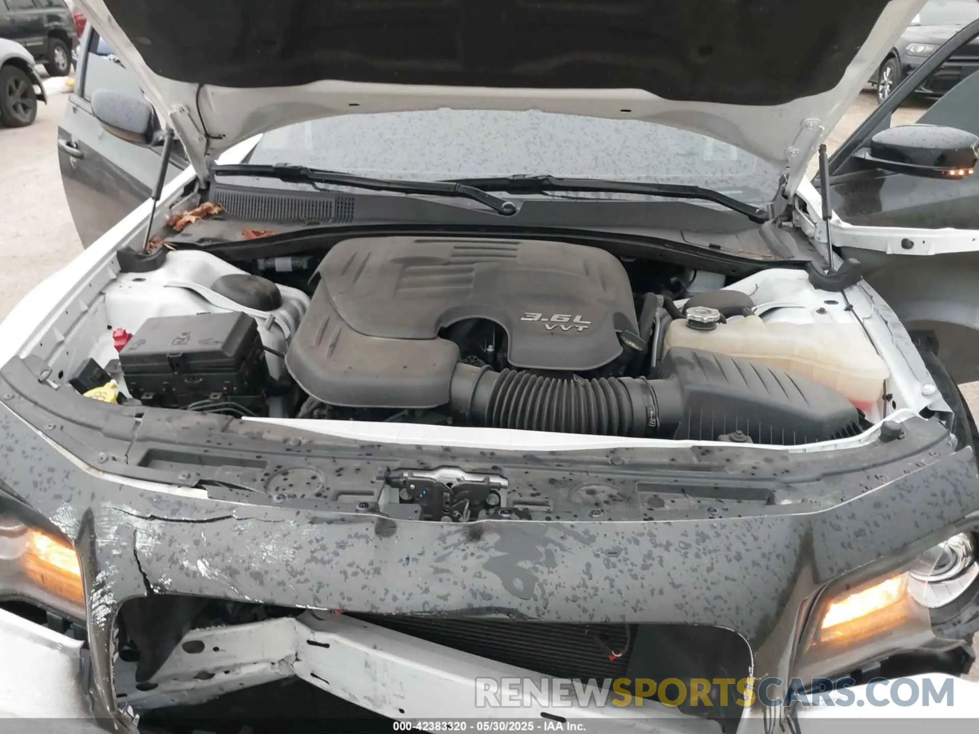 10 Фотография поврежденного автомобиля 2C3CCABG9PH538257 CHRYSLER 300 2023