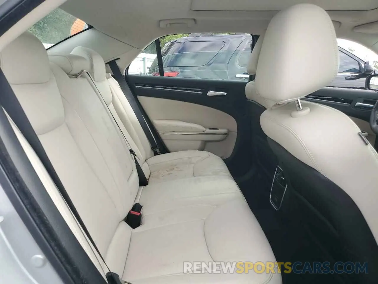 10 Фотография поврежденного автомобиля 2C3CCADG9PH569666 CHRYSLER 300 2023