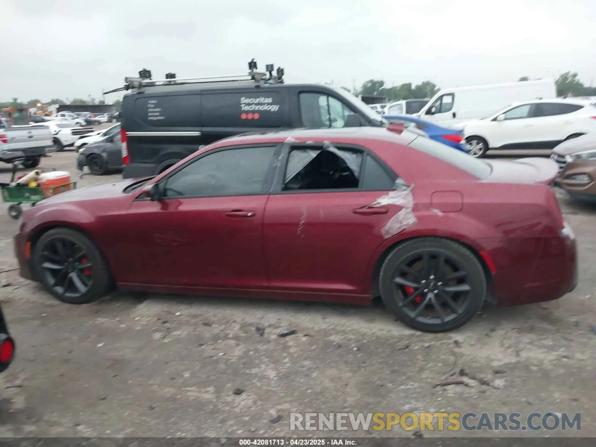 14 Фотография поврежденного автомобиля 2C3CCAPJ2PH500325 CHRYSLER 300 2023