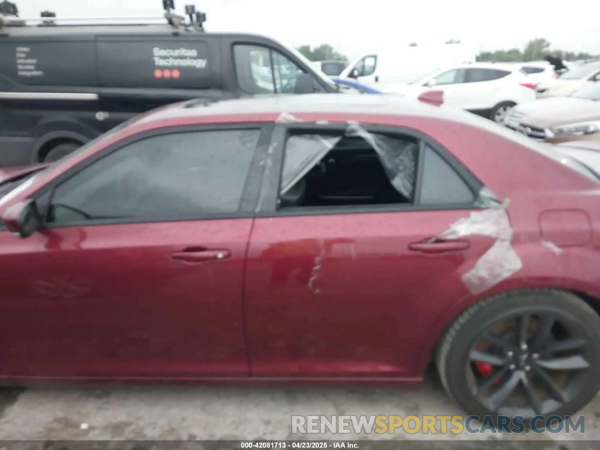 6 Фотография поврежденного автомобиля 2C3CCAPJ2PH500325 CHRYSLER 300 2023