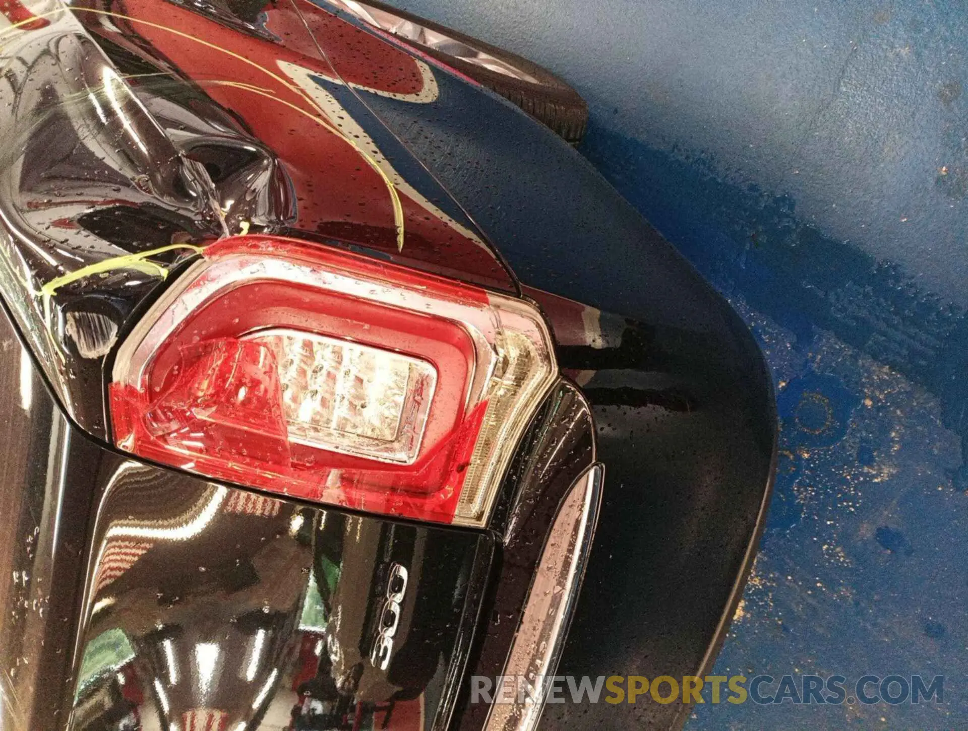 22 Photograph of a damaged car 2C3CCARG1PH556323 CHRYSLER 300 2023