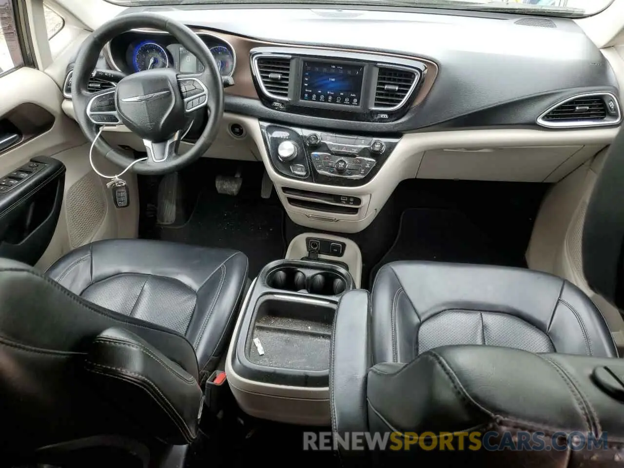 8 Фотография поврежденного автомобиля 2C4RC1DG1LR256847 CHRYSLER MINIVAN 2020