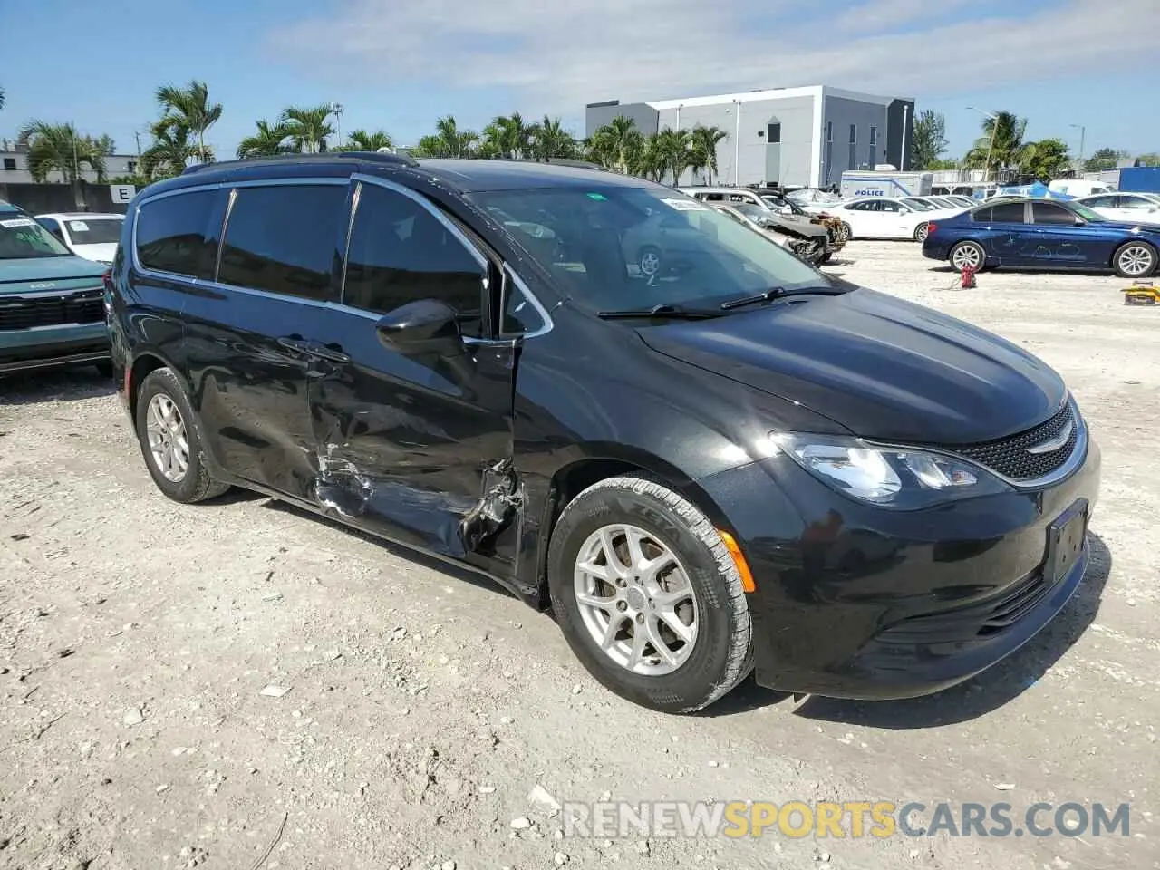 4 Photograph of a damaged car 2C4RC1DG7LR163251 CHRYSLER MINIVAN 2020
