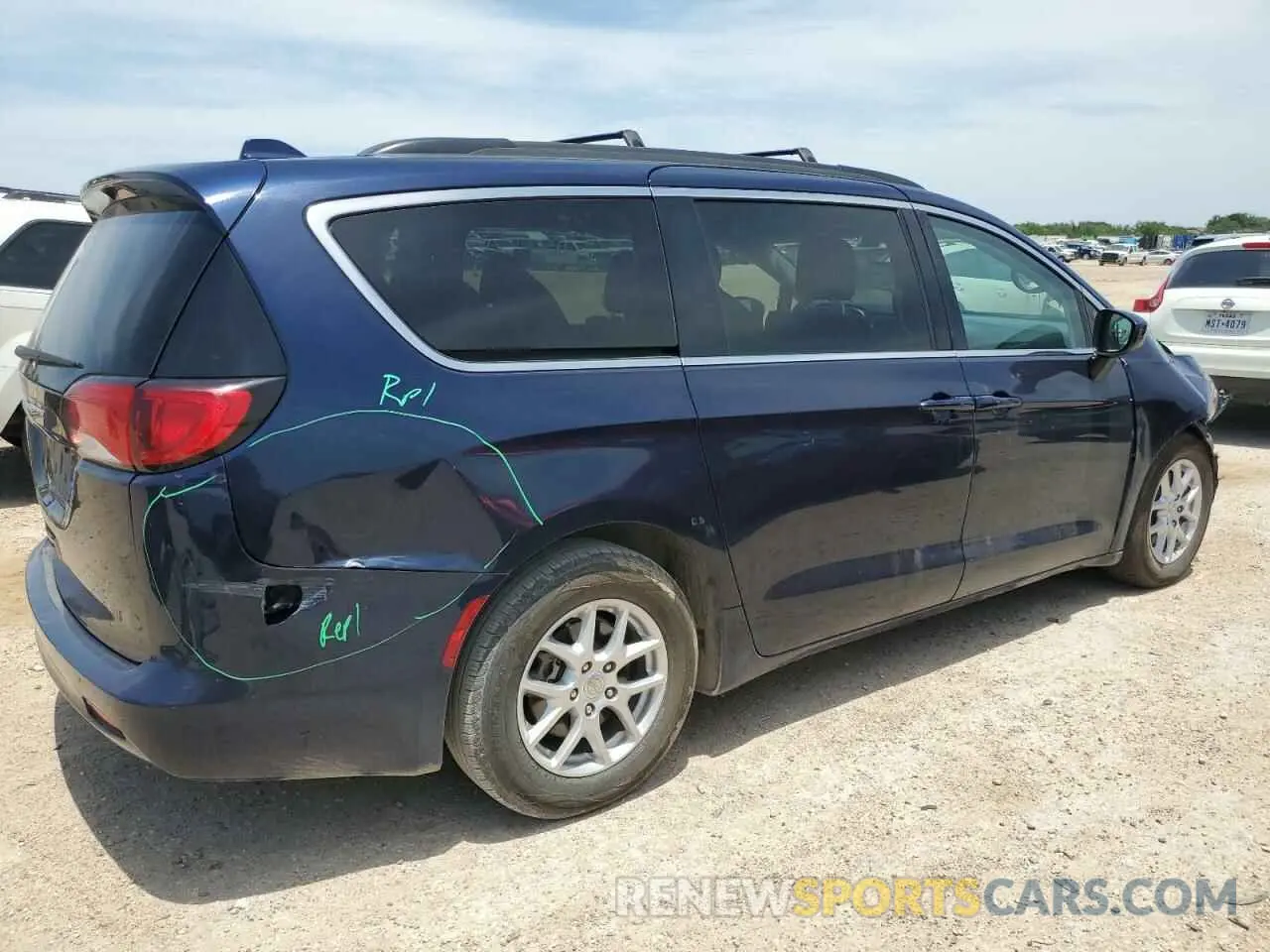 3 Фотография поврежденного автомобиля 2C4RC1DGXLR164104 CHRYSLER MINIVAN 2020