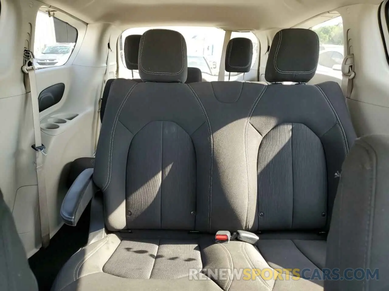 10 Фотография поврежденного автомобиля 2C4RC1AG7MR544121 CHRYSLER MINIVAN 2021