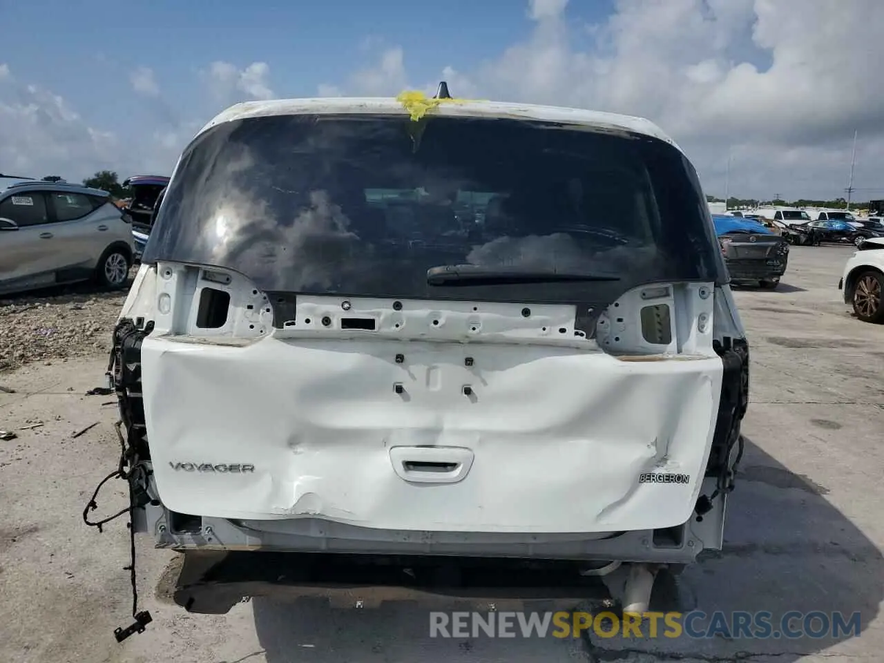 6 Фотография поврежденного автомобиля 2C4RC1CG3MR561334 CHRYSLER MINIVAN 2021