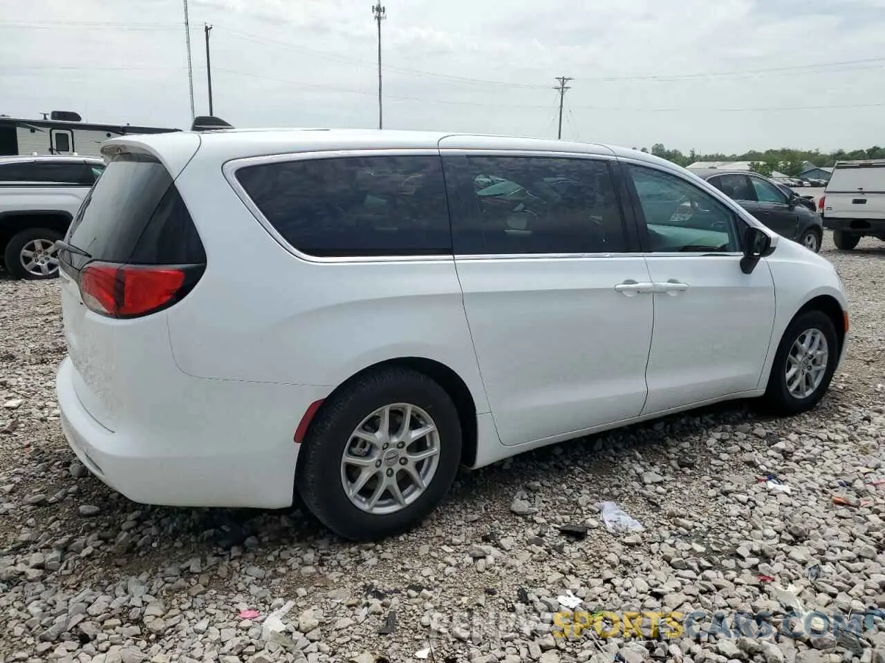 3 Photograph of a damaged car 2C4RC1CG6MR500561 CHRYSLER MINIVAN 2021