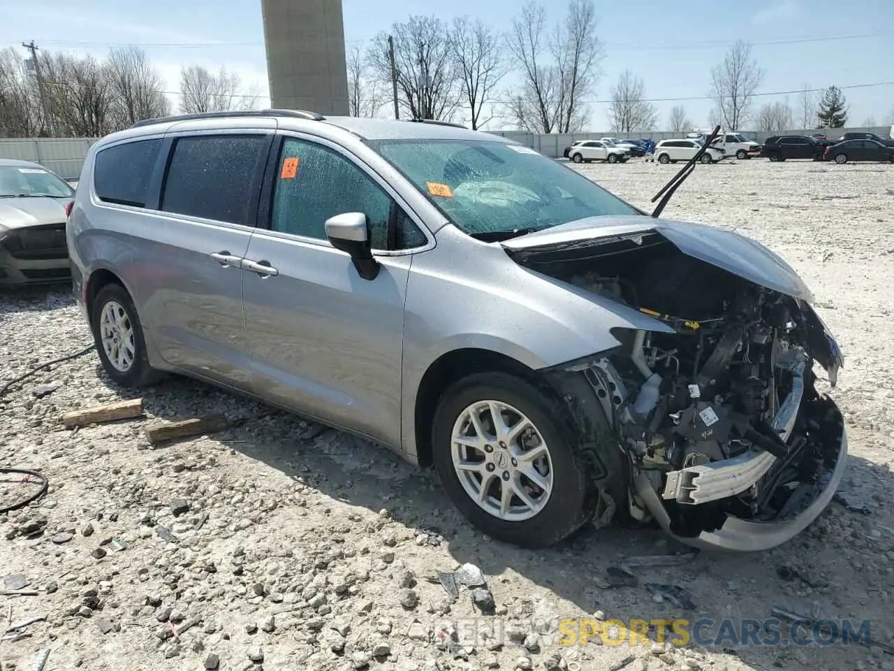 4 Photograph of a damaged car 2C4RC1DG0MR537880 CHRYSLER MINIVAN 2021