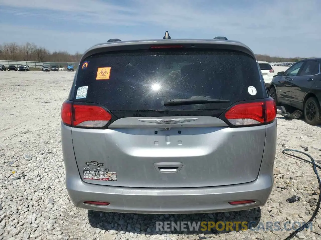 6 Photograph of a damaged car 2C4RC1DG0MR537880 CHRYSLER MINIVAN 2021