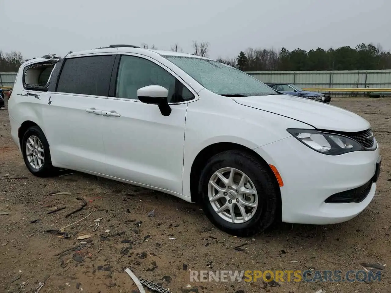 4 Photograph of a damaged car 2C4RC1DG2MR539565 CHRYSLER MINIVAN 2021