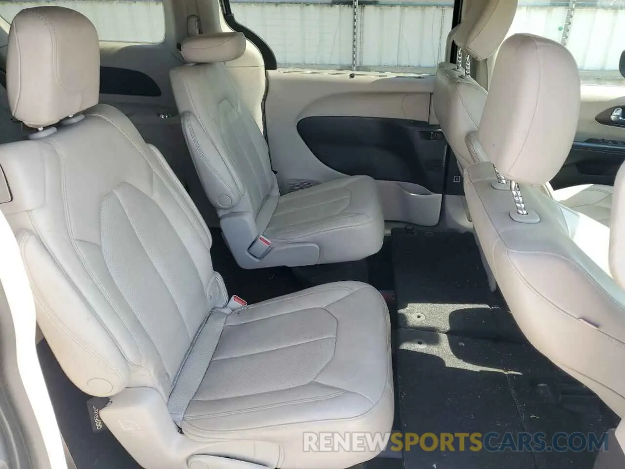 10 Фотография поврежденного автомобиля 2C4RC1DG2MR570394 CHRYSLER MINIVAN 2021