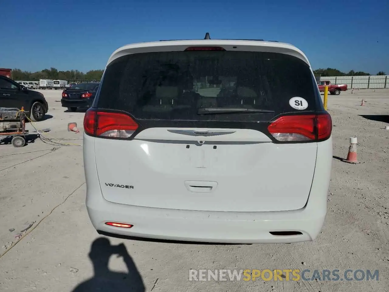 6 Photograph of a damaged car 2C4RC1DG4MR547697 CHRYSLER MINIVAN 2021