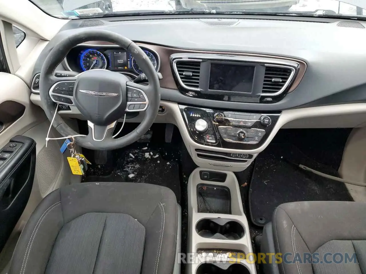 8 Photograph of a damaged car 2C4RC1CG1NR229538 CHRYSLER MINIVAN 2022