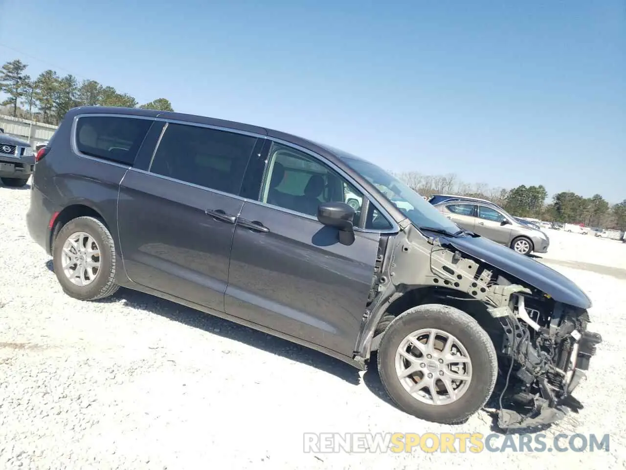 4 Photograph of a damaged car 2C4RC1CG2NR235509 CHRYSLER MINIVAN 2022