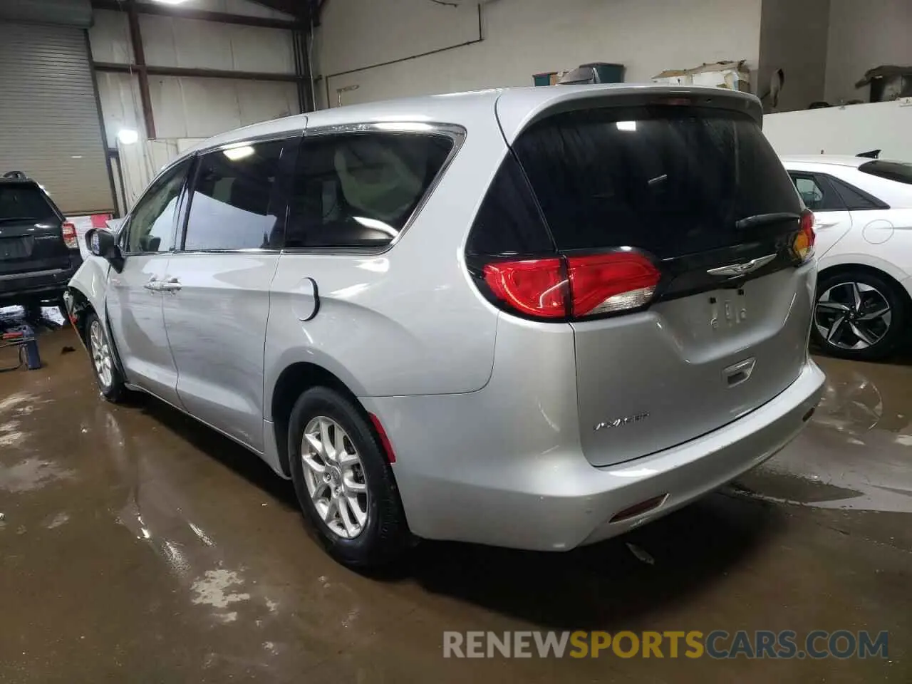 2 Фотография поврежденного автомобиля 2C4RC1CG3NR226611 CHRYSLER MINIVAN 2022