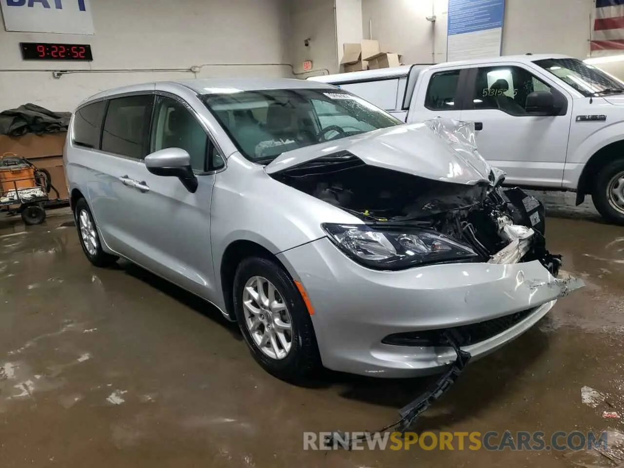 4 Фотография поврежденного автомобиля 2C4RC1CG3NR226611 CHRYSLER MINIVAN 2022