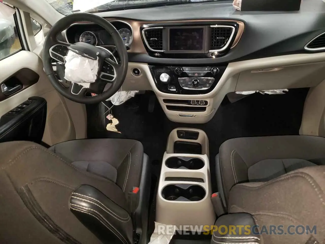 8 Фотография поврежденного автомобиля 2C4RC1CG3NR226611 CHRYSLER MINIVAN 2022
