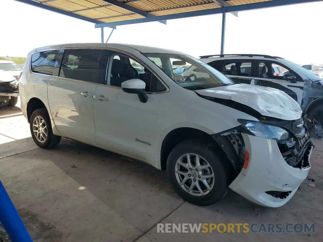 4 Фотография поврежденного автомобиля 2C4RC1CG6NR212220 CHRYSLER MINIVAN 2022