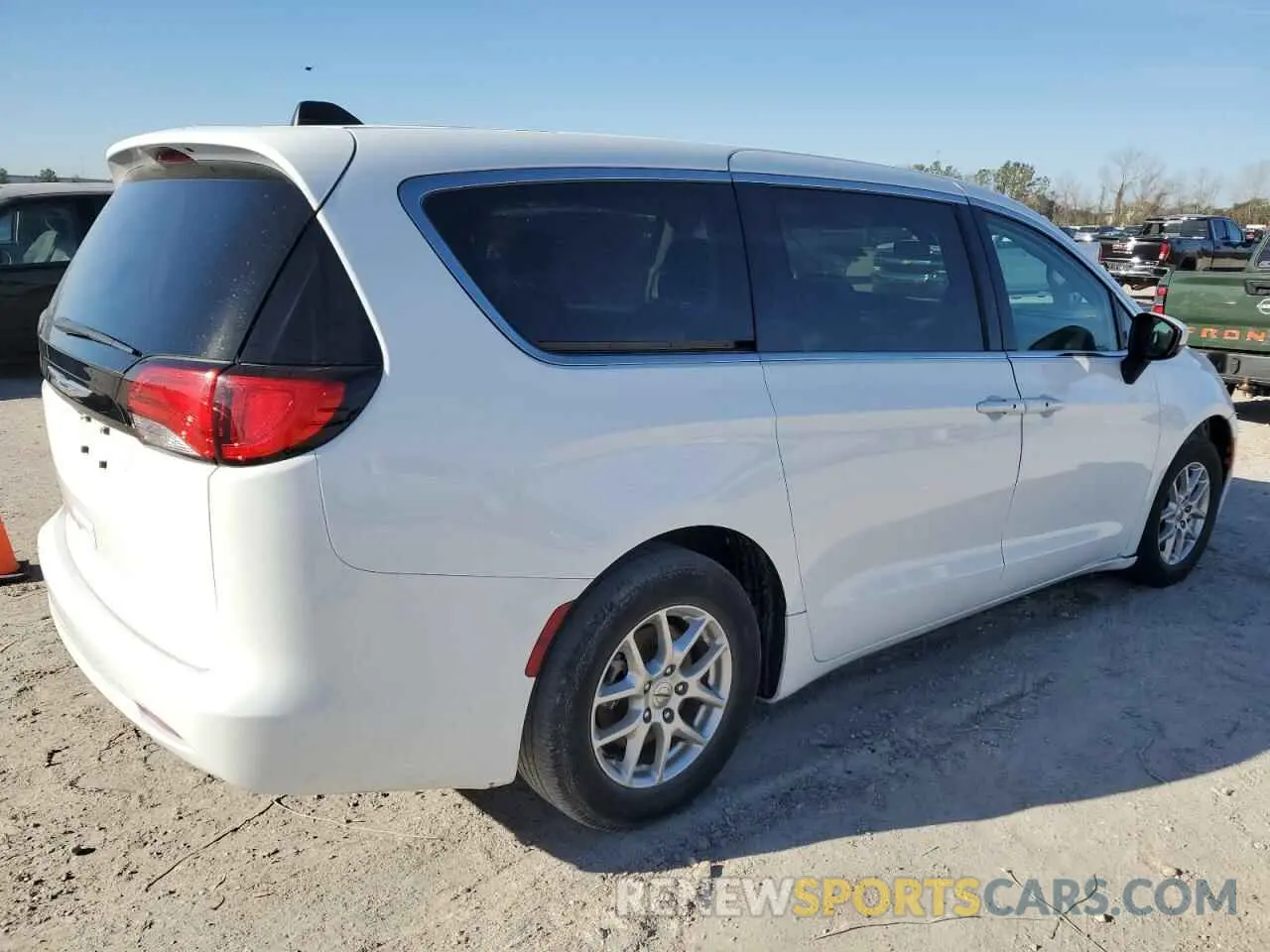 3 Фотография поврежденного автомобиля 2C4RC1CG8NR160136 CHRYSLER MINIVAN 2022