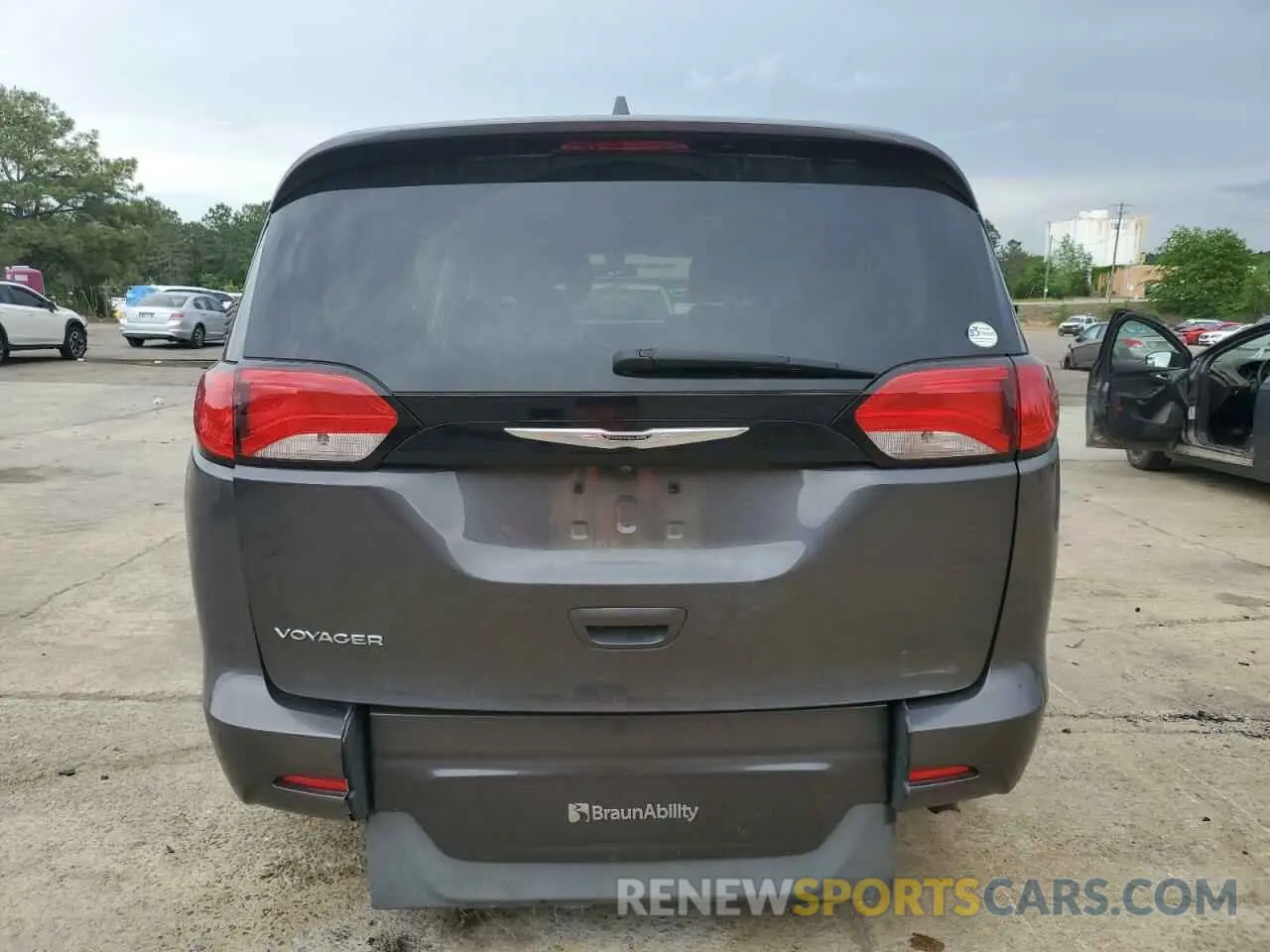 6 Photograph of a damaged car 2C4RC1CG9NR209294 CHRYSLER MINIVAN 2022