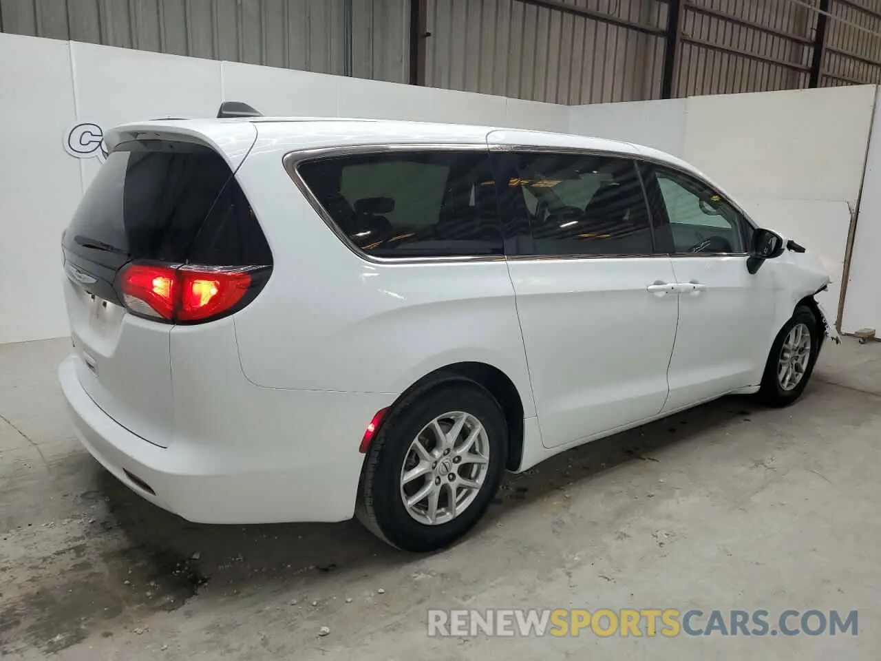 3 Фотография поврежденного автомобиля 2C4RC1CG0PR534564 CHRYSLER MINIVAN 2023
