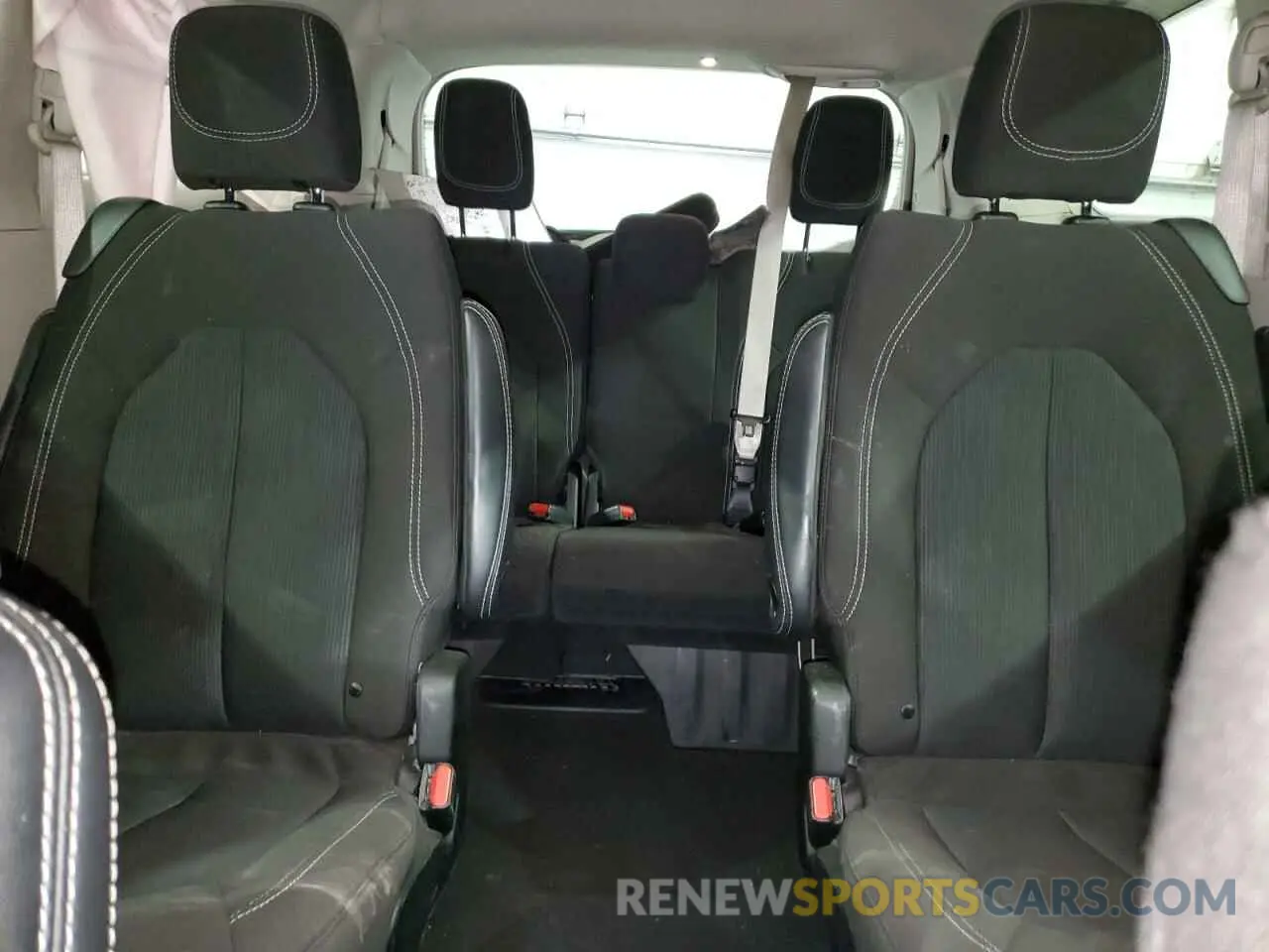 10 Фотография поврежденного автомобиля 2C4RC1CG0PR607755 CHRYSLER MINIVAN 2023