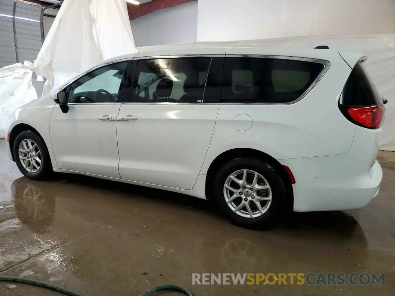 2 Фотография поврежденного автомобиля 2C4RC1CG1PR520284 CHRYSLER MINIVAN 2023
