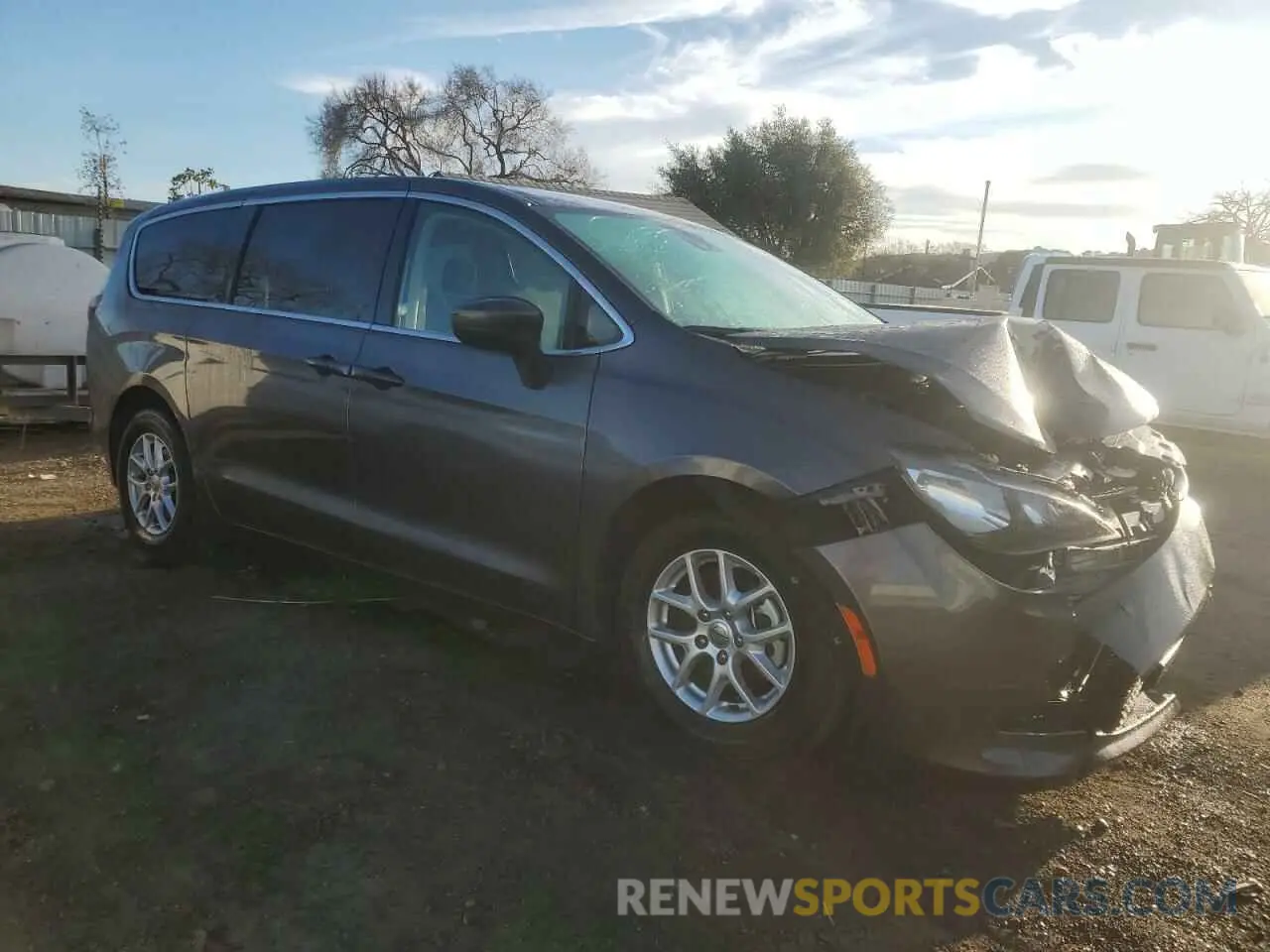 4 Photograph of a damaged car 2C4RC1CG1PR551857 CHRYSLER MINIVAN 2023