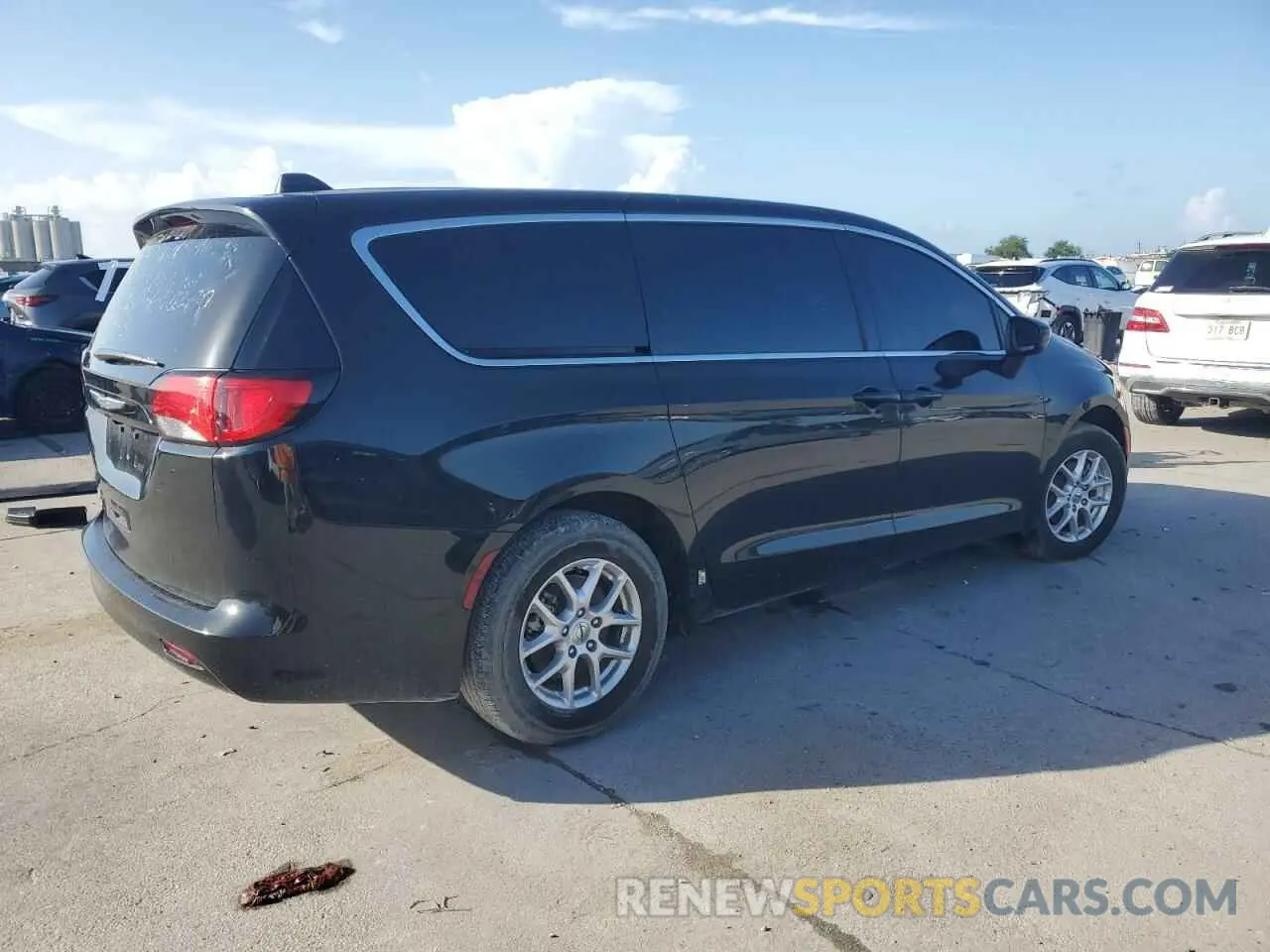 3 Фотография поврежденного автомобиля 2C4RC1CG7PR535856 CHRYSLER MINIVAN 2023