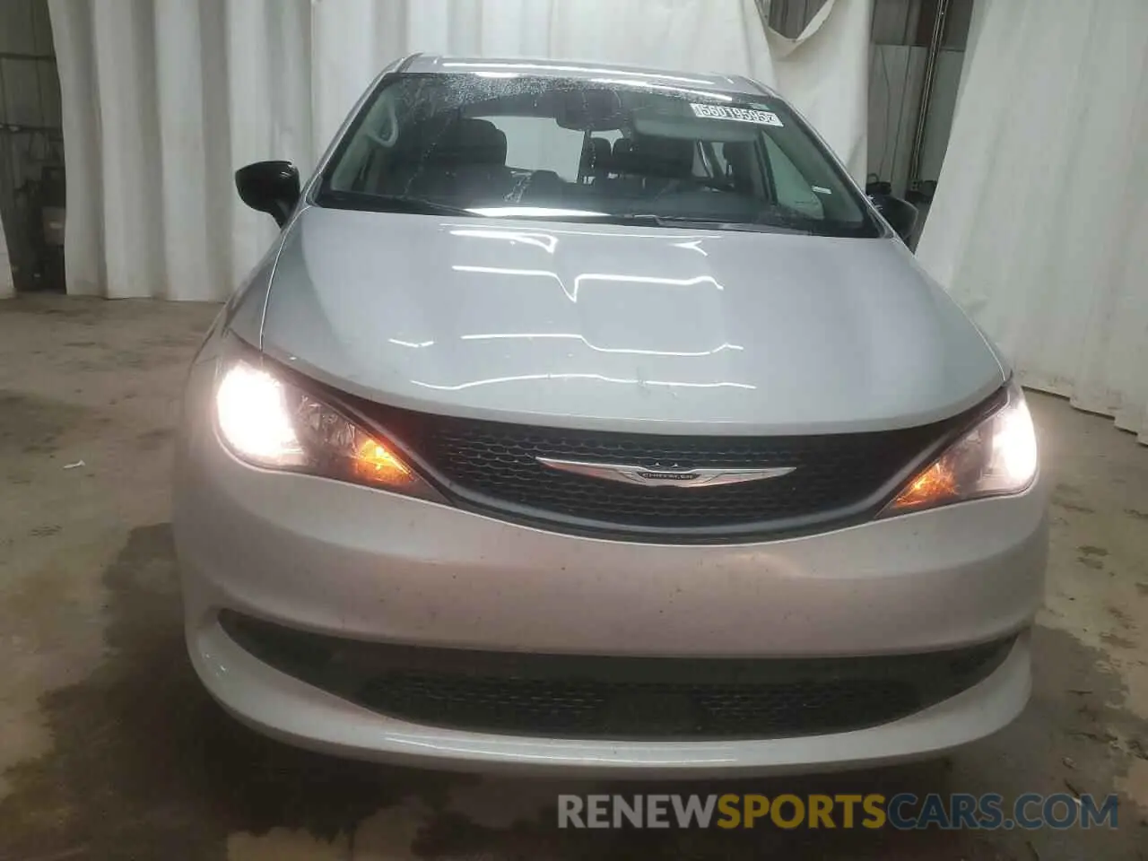 5 Photograph of a damaged car 2C4RC1CG5RR148015 CHRYSLER MINIVAN 2024