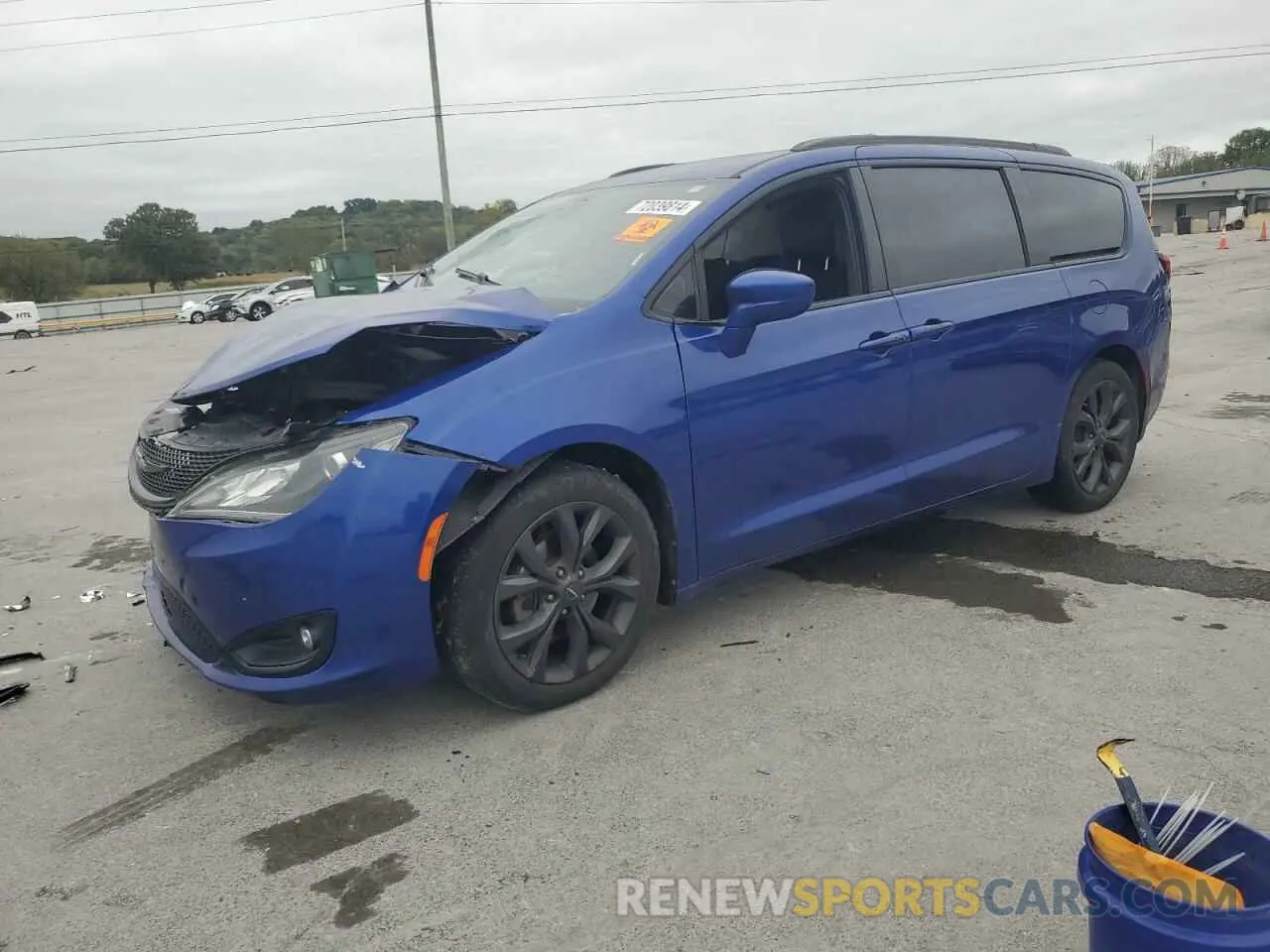 1 Photograph of a damaged car 2C4RC1BG1JR227056 CHRYSLER PACIFICA 2018