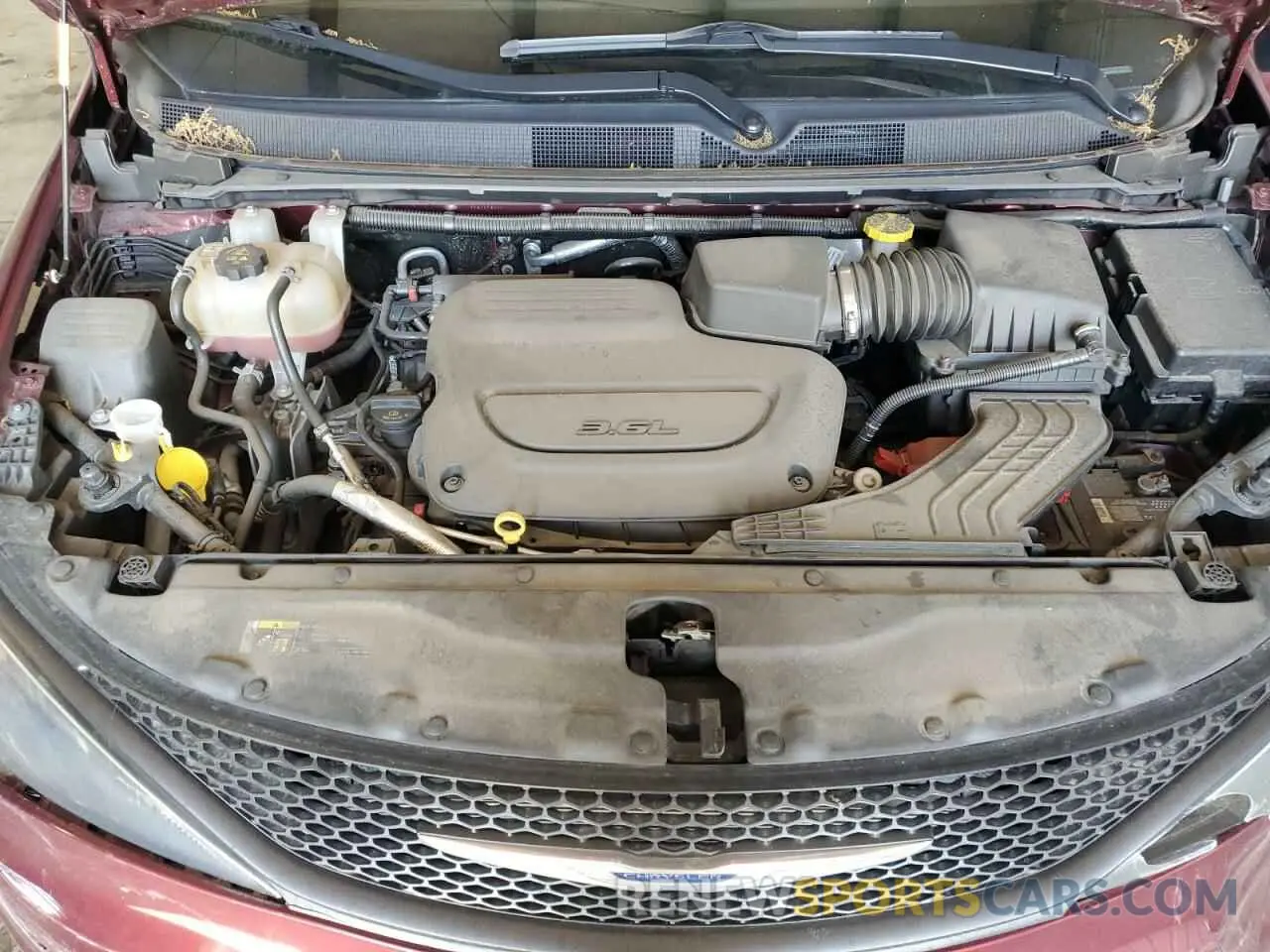12 Photograph of a damaged car 2C4RC1AG0KR675386 CHRYSLER PACIFICA 2019