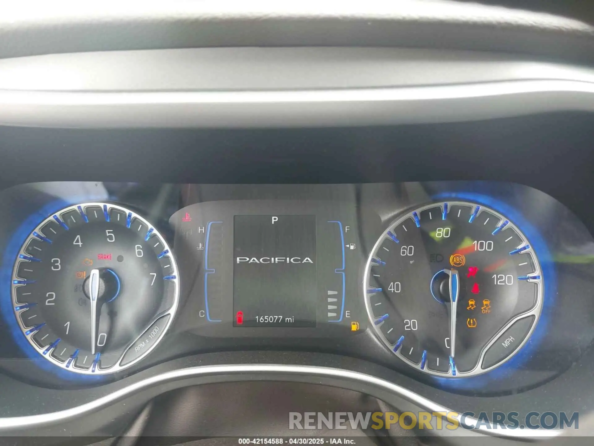 7 Photograph of a damaged car 2C4RC1AG3KR652104 CHRYSLER PACIFICA 2019