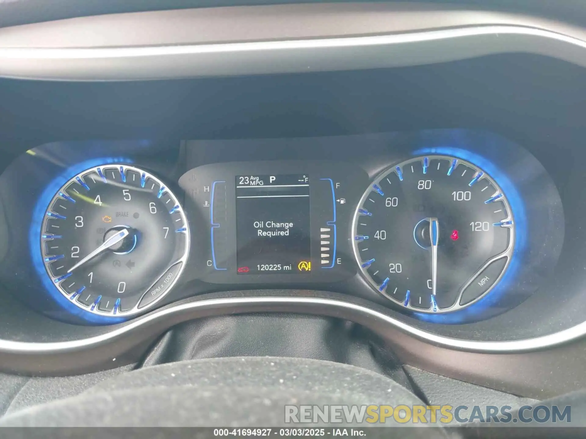 7 Фотография поврежденного автомобиля 2C4RC1BG0KR560091 CHRYSLER PACIFICA 2019