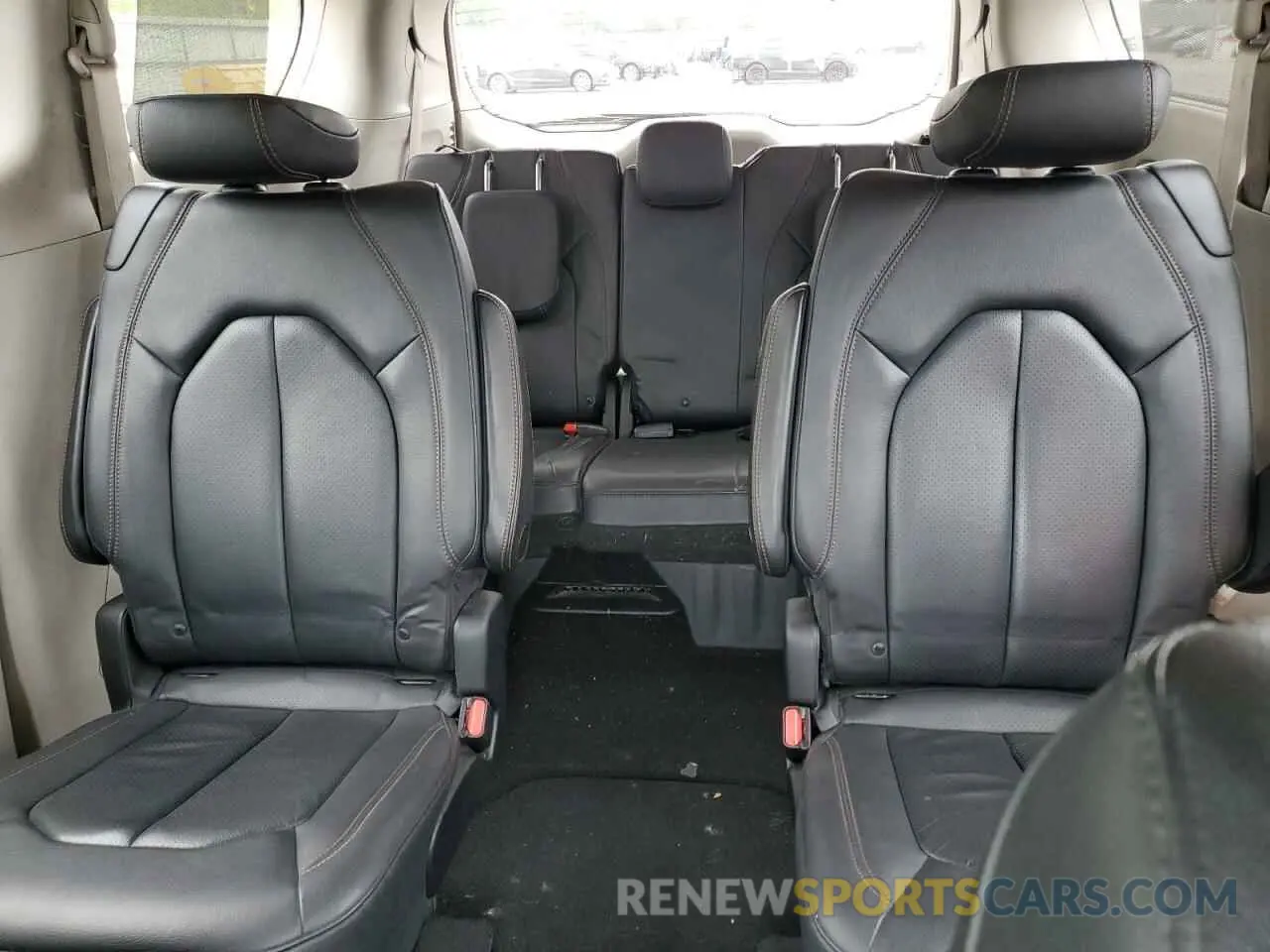 10 Фотография поврежденного автомобиля 2C4RC1BG0KR593169 CHRYSLER PACIFICA 2019