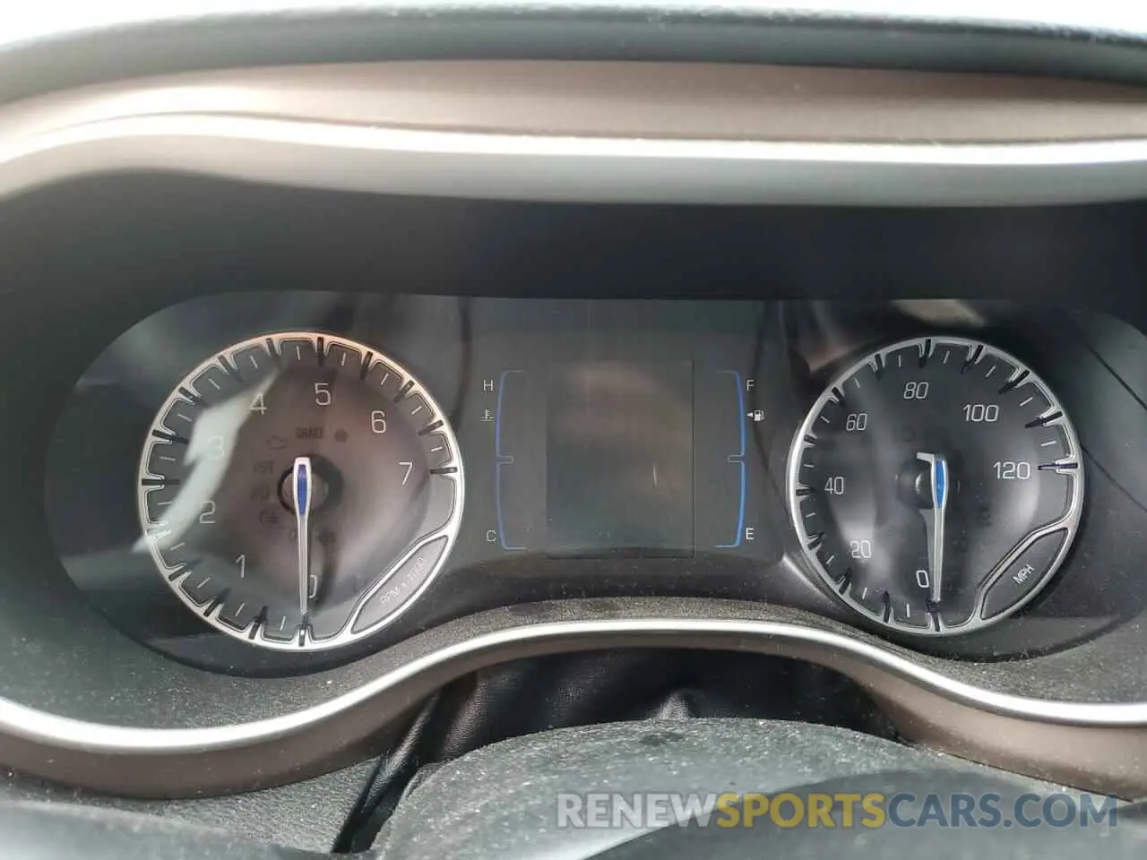 9 Photograph of a damaged car 2C4RC1BG1KR537161 CHRYSLER PACIFICA 2019