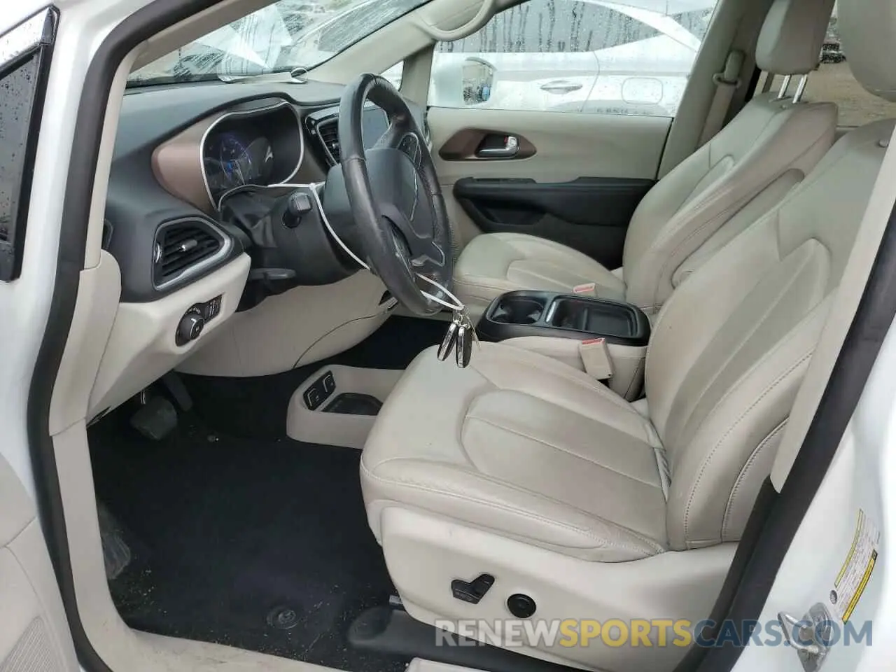 7 Photograph of a damaged car 2C4RC1BG1KR640032 CHRYSLER PACIFICA 2019
