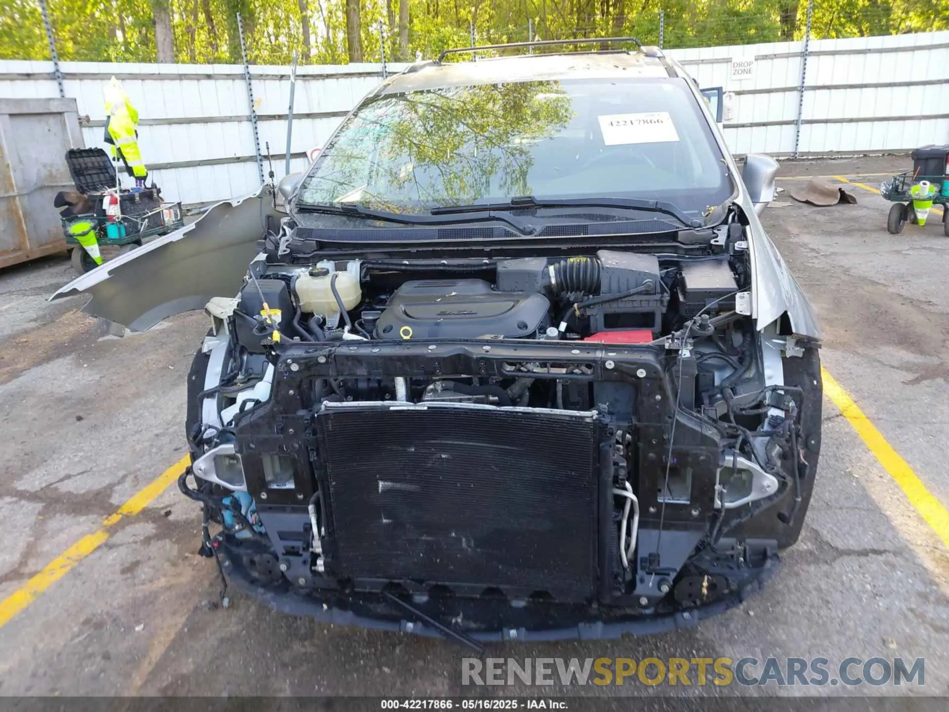 12 Фотография поврежденного автомобиля 2C4RC1BG1KR665917 CHRYSLER PACIFICA 2019