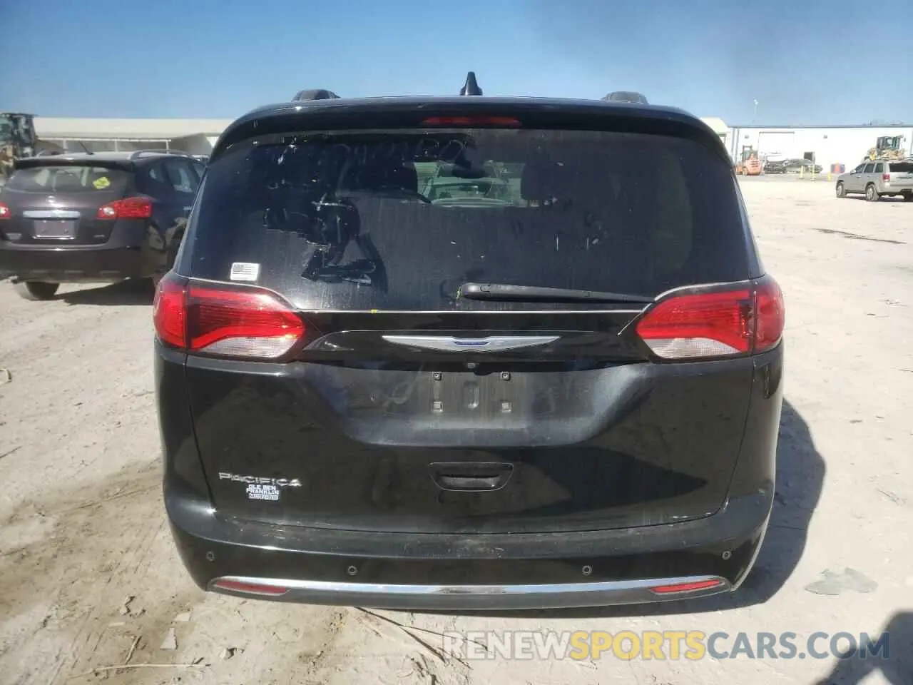 6 Photograph of a damaged car 2C4RC1BG1KR698285 CHRYSLER PACIFICA 2019