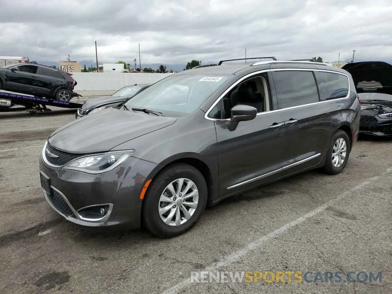 1 Photograph of a damaged car 2C4RC1BG2KR627886 CHRYSLER PACIFICA 2019