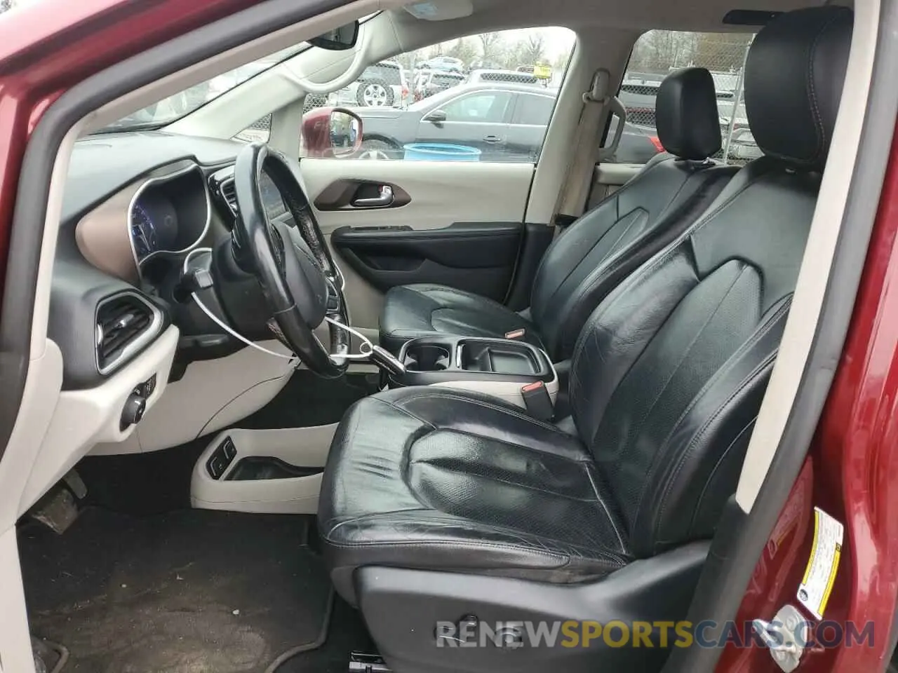 7 Photograph of a damaged car 2C4RC1BG2KR680569 CHRYSLER PACIFICA 2019