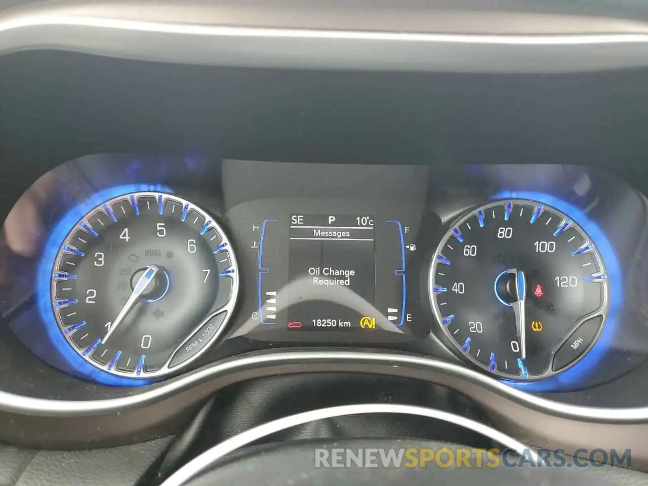 9 Photograph of a damaged car 2C4RC1BG2KR680569 CHRYSLER PACIFICA 2019