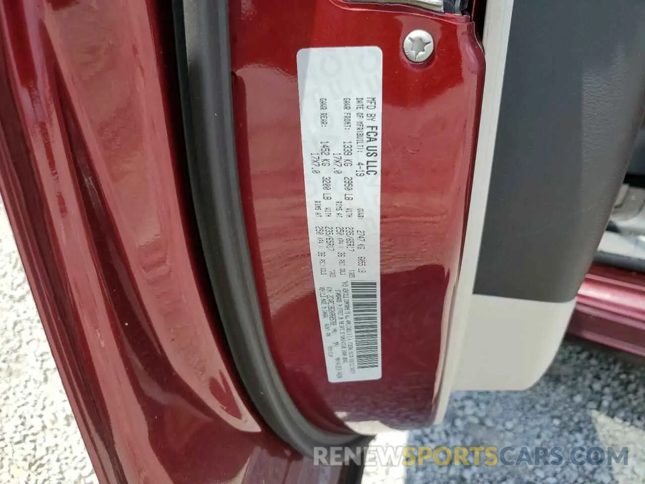 13 Фотография поврежденного автомобиля 2C4RC1BG2KR685769 CHRYSLER PACIFICA 2019