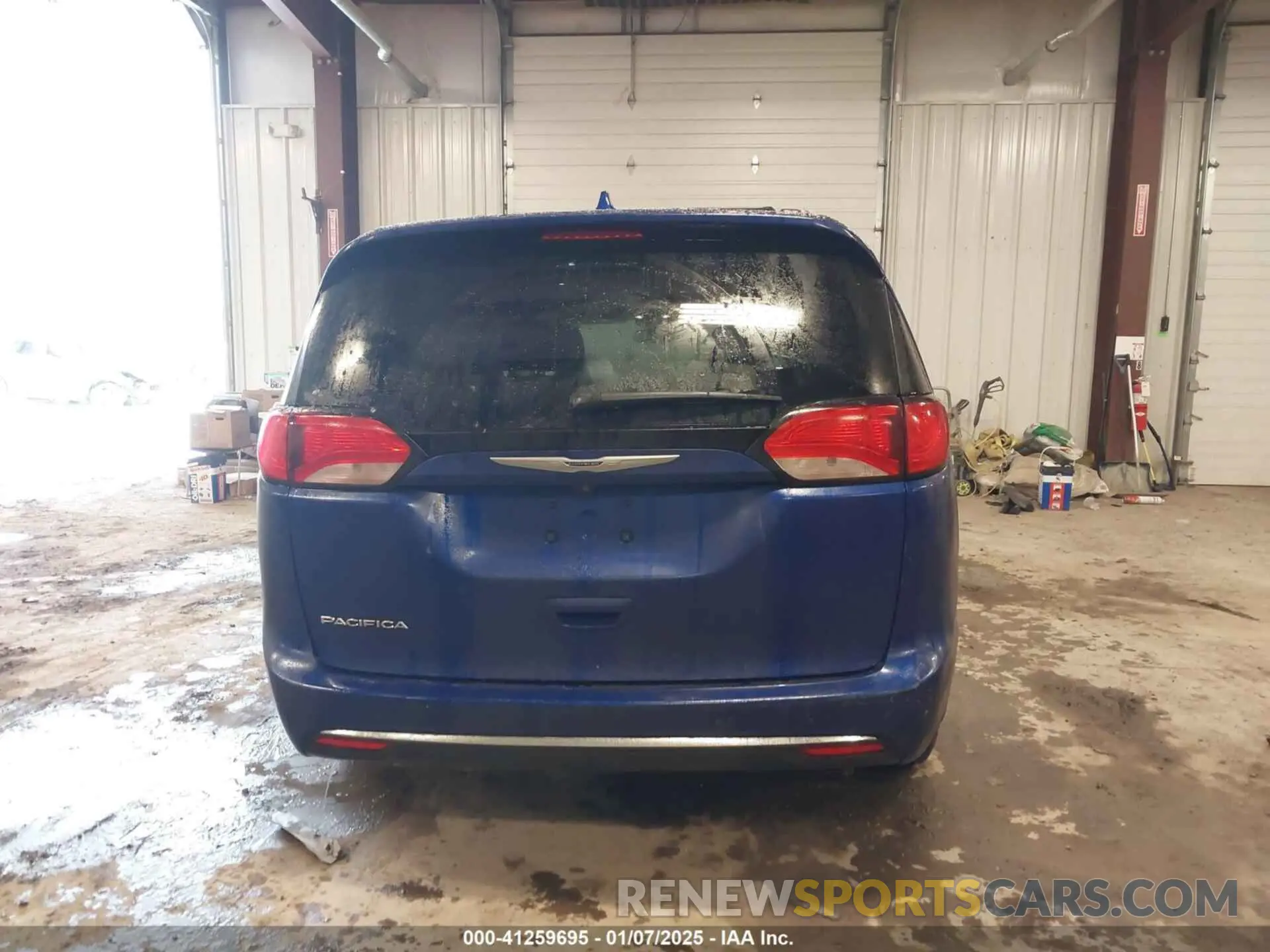 16 Фотография поврежденного автомобиля 2C4RC1BG3KR589018 CHRYSLER PACIFICA 2019